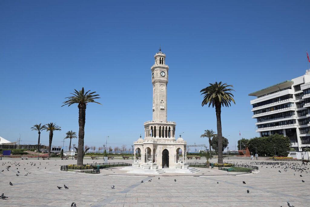 izmir’s historical Clock Tower in Konak Square